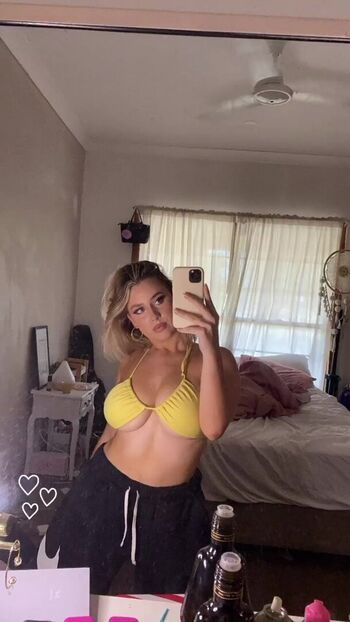 Tahlia A