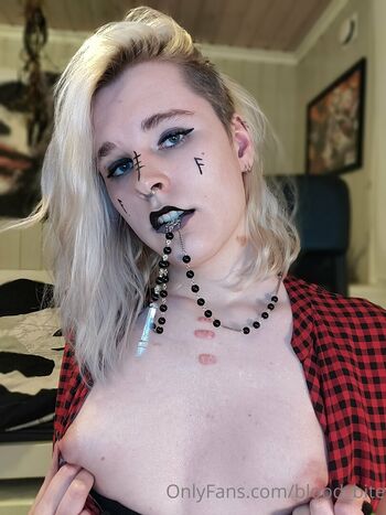 Tall Goth Leaked Nude OnlyFans (Photo 12)