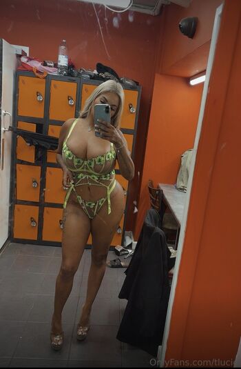 Tanya Lucie Leaked Nude OnlyFans (Photo 17)