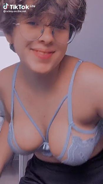 Taqueloe Leaked Nude OnlyFans (Photo 9)