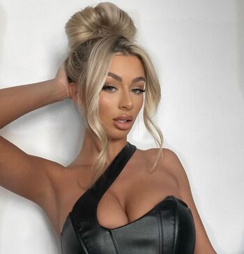 Tasha Newcombe Leaked Nude OnlyFans (Photo 4)