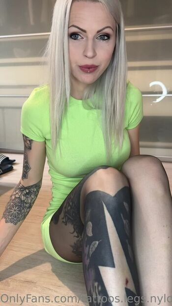 tattoos.legs.nylons Leaked Nude OnlyFans (Photo 20)