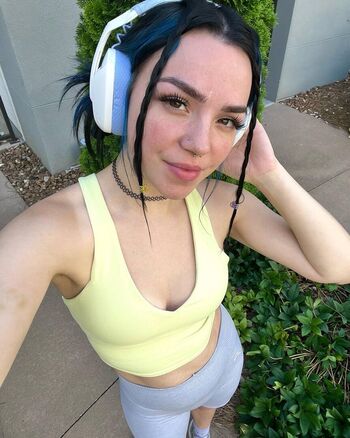 Taylien Leaked Nude OnlyFans (Photo 6)