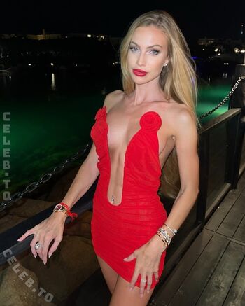 Taylor Mega Leaked Nude OnlyFans (Photo 5)