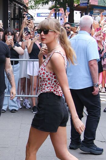 Taylor Swift
