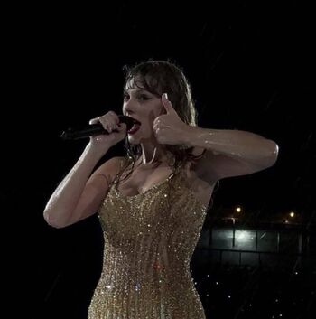 Taylor Swift Leaked Nude OnlyFans (Photo 3110)