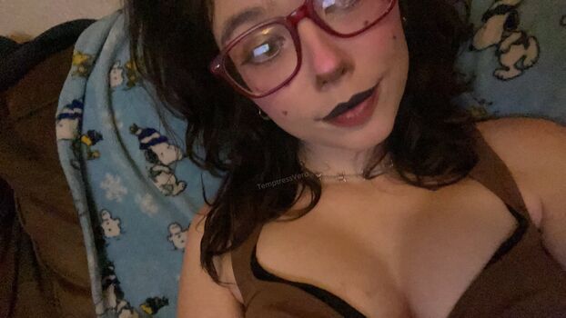 Temptressvera Leaked Nude OnlyFans (Photo 1)