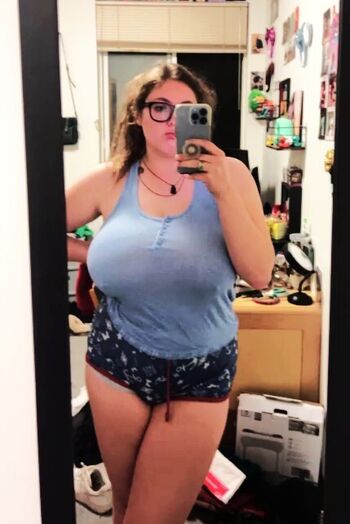 Tess Ferral Leaked Nude OnlyFans (Photo 22)