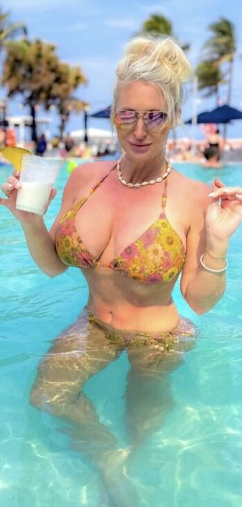 Texas Hotwife