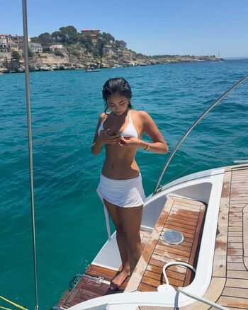 Thalia Roy Leaked Nude OnlyFans (Photo 1)