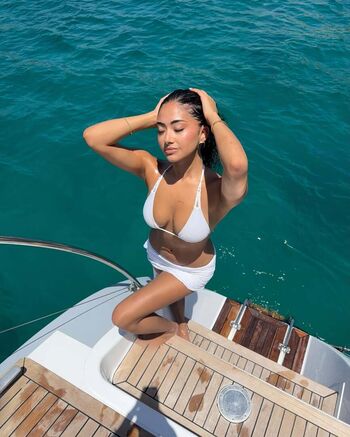 Thalia Roy Leaked Nude OnlyFans (Photo 4)
