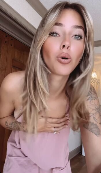 thatpineapplegirl Leaked Nude OnlyFans (Photo 10)