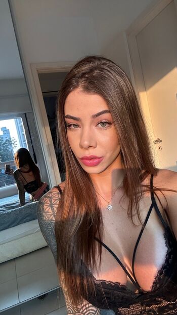 Thayna Lopes Leaked Nude OnlyFans (Photo 34)