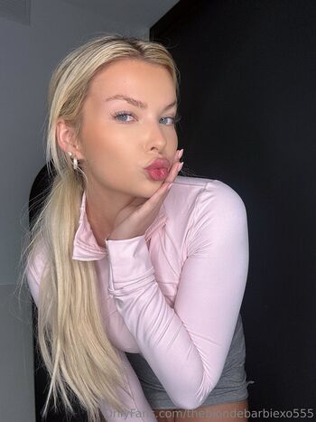theblondebarbiexo555 Leaked Nude OnlyFans (Photo 6)