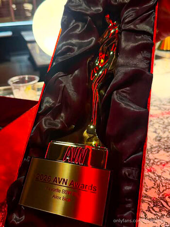 Thecurvyfoxx Leaked Nude OnlyFans (Photo 33)