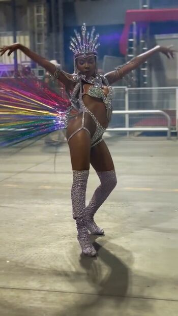 Thelma Assis Leaked Nude OnlyFans (Photo 5)