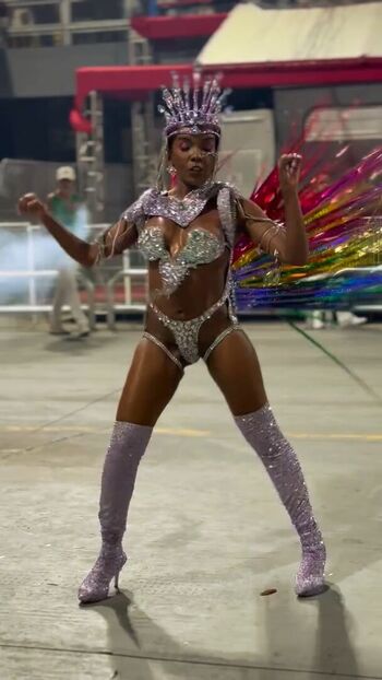 Thelma Assis Leaked Nude OnlyFans (Photo 6)