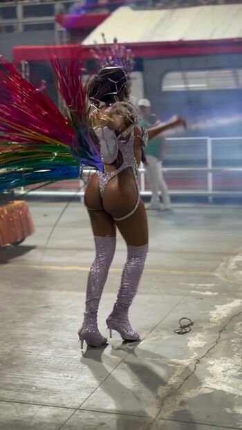 Thelma Assis Leaked Nude OnlyFans (Photo 7)