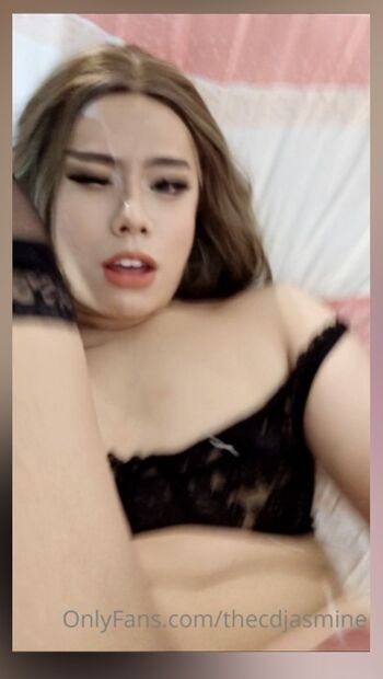 theonlyjasminee_ Leaked Nude OnlyFans (Photo 11)