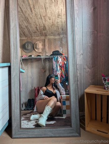 thepunchyhoe Leaked Nude OnlyFans (Photo 21)