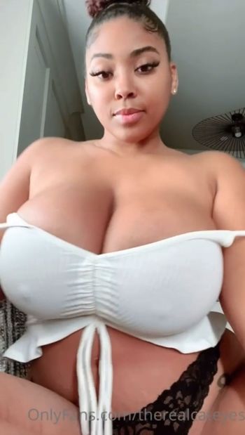 Therealcateyes Leaked Nude OnlyFans (Photo 7)