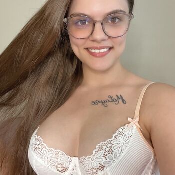 therealmollymarie Leaked Nude OnlyFans (Photo 6)