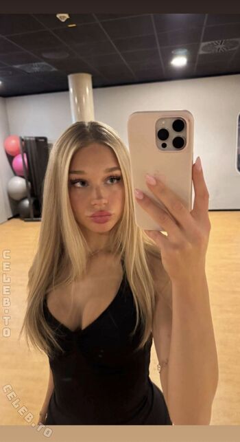 theresaxre Leaked Nude OnlyFans (Photo 47)