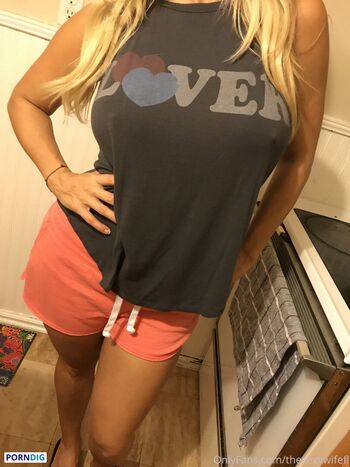 thesexywifefl Leaked Nude OnlyFans (Photo 16)