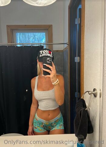 Theskimaskgirl