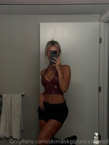 Theskimaskgirl