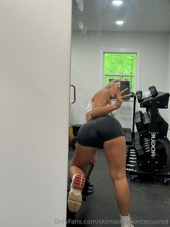 Theskimaskgirl