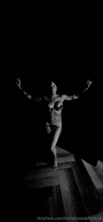 thetattooedphysicist Leaked Nude OnlyFans (Photo 11)