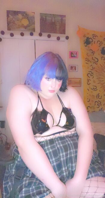 thiccthighkenzie