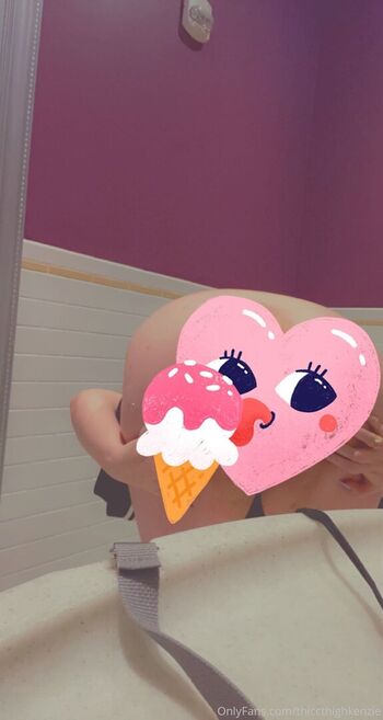 thiccthighkenzie Leaked Nude OnlyFans (Photo 13)