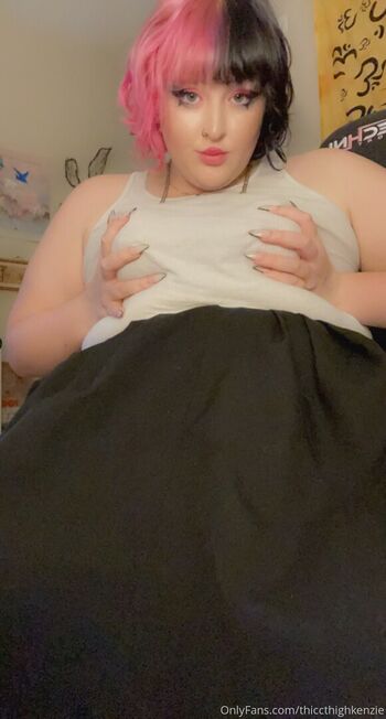 thiccthighkenzie