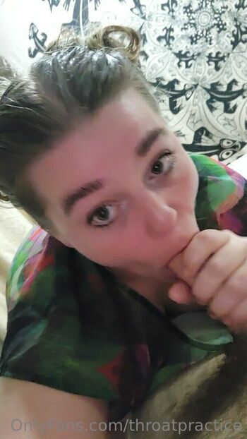 throatpractice Leaked Nude OnlyFans (Photo 1)