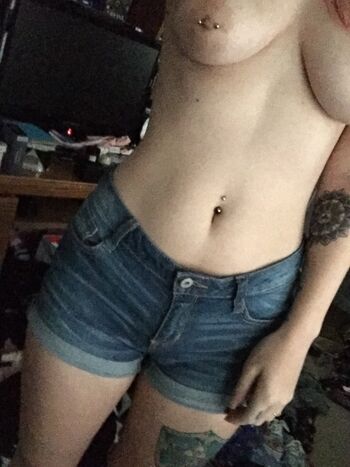 throughthetransit Leaked Nude OnlyFans (Photo 4)