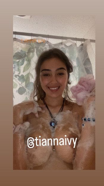 tiannaivy Leaked Nude OnlyFans (Photo 2)