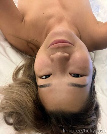 TickyPose Leaked Nude OnlyFans (Photo 37)