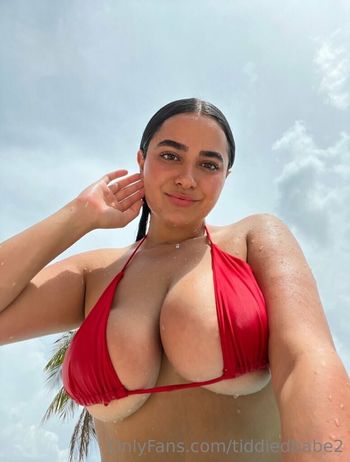 tiddiedbabe2 Leaked Nude OnlyFans (Photo 3)