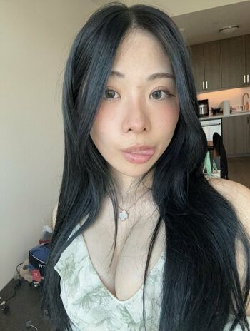Tien Le Leaked Nude OnlyFans (Photo 8)