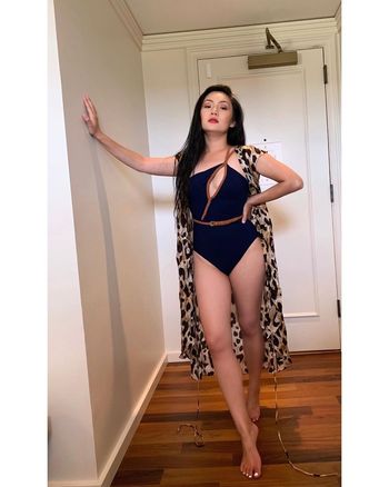 Tina Guo Leaked Nude OnlyFans (Photo 2)