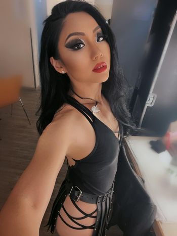Tina Guo Leaked Nude OnlyFans (Photo 3)