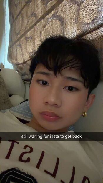 Tinglun Su Leaked Nude OnlyFans (Photo 2)