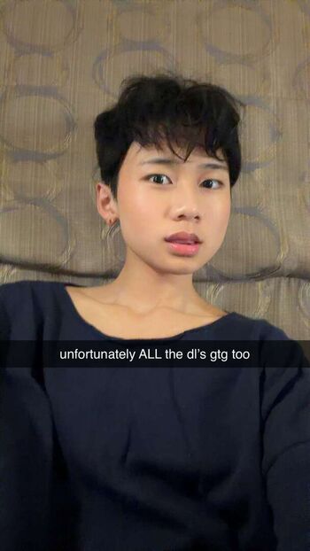 Tinglun Su Leaked Nude OnlyFans (Photo 5)