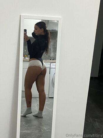 titiny Leaked Nude OnlyFans (Photo 29)