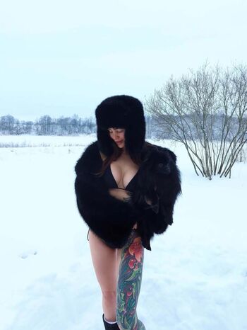 Toma Zhdanova Leaked Nude OnlyFans (Photo 75)