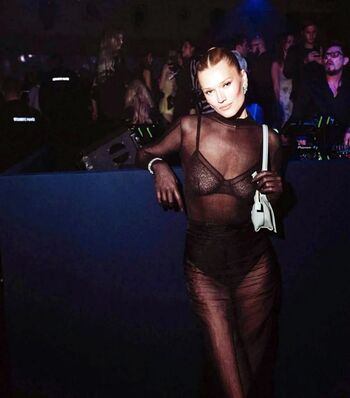 Toni Garrn