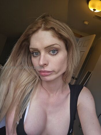 tori1999 Leaked Nude OnlyFans (Photo 15)