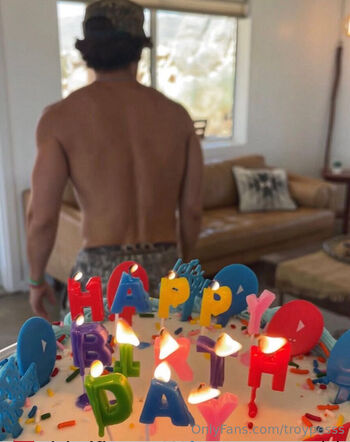 troypesss Leaked Nude OnlyFans (Photo 22)